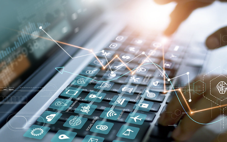 3523
